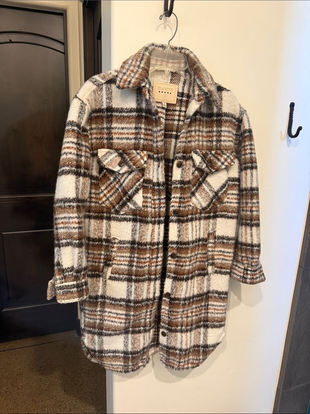 Blank NYC Cream and Brown Plaid Shacket Jacket